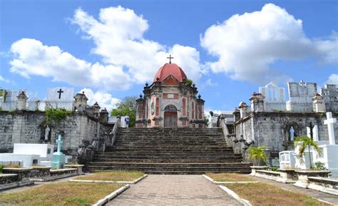 Transfer Between Boracay Island Port and Iloilo City.
